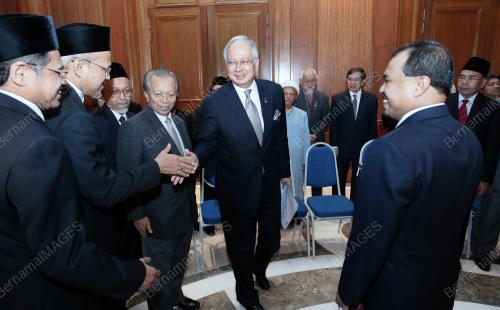 DATUK SERI MOHD NAJIB TUN ABDUL RAZAK