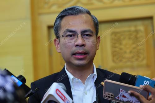 FAHMI FADZIL