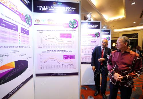 DATUK SERI FADILLAH YUSOF