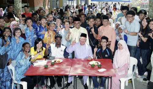 NAJIB TUN RAZAK
