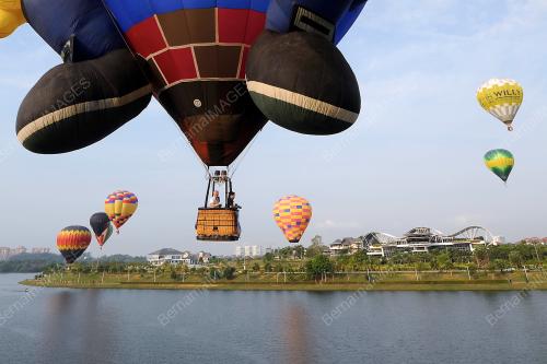 PTJ08_12032015_BALLOON