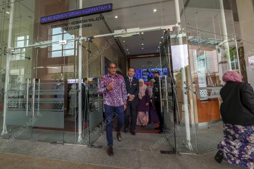 KHAIRY JAMALUDDIN