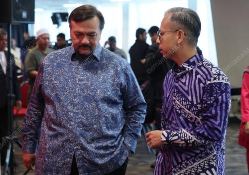 DATUK FAHMI FADZIL
