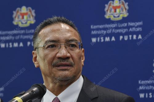 DATUK SERI HISHAMUDDIN TUN HUSEEIN