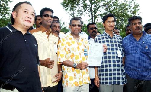 M. KAYVEAS