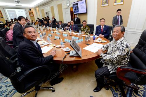 PTJ08_14082014_TPM_MH17