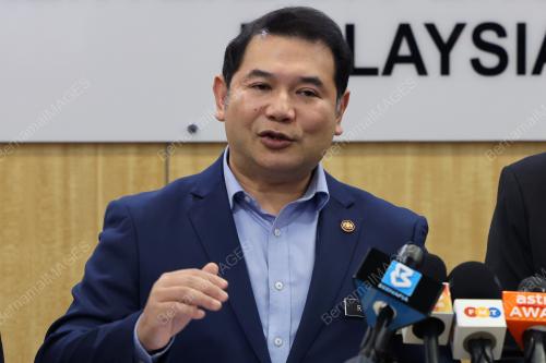 RAFIZI RAMLI