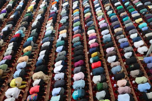 SOLAT JUMAAT PERTAMA BULAN RAMADAN