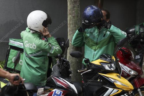 PENGHANTAR MAKANAN SERAH MEMORANDUM