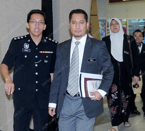 PTJ08_16072012_HAKIM
