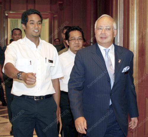 MOHD NAJIB TUN ABDUL RAZAK