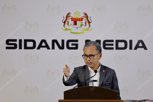FAHMI FADZIL