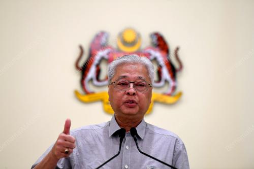 DATUK SERI ISMAIL SABRI YAAKOB