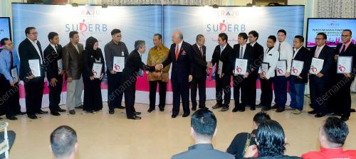 PTJ08_17072014_SUPERB