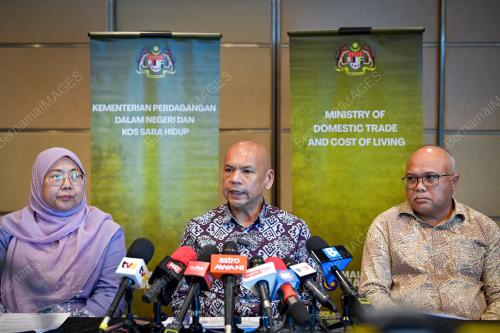 DATUK ARMIZAN MOHD ALI