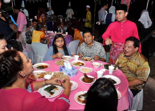 PTJ08_17082013_RAYA
