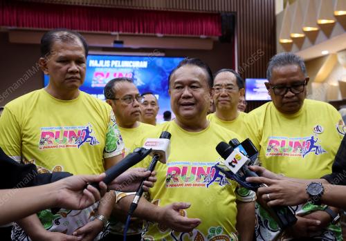DATUK SERI ALEXANDER NANTA LINGGI