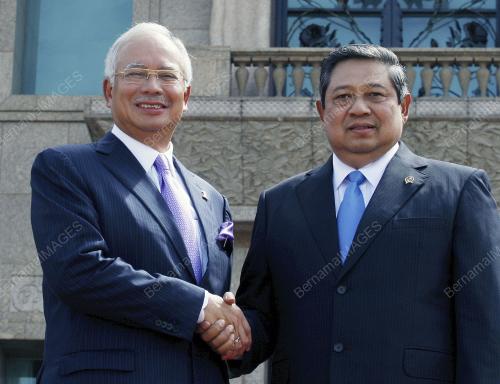 MOHD NAJIB TUN ABDUL RAZAK