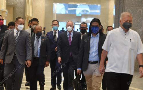 DATUK SERI NAJIB TUN RAZAK