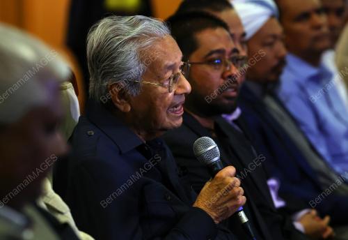 TUN DR MAHATHIR MOHAMAD