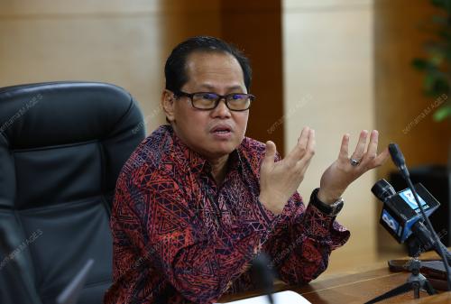 DR MOHD AZAM AHMAD