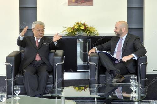 PTJ08_20032015_HUSNI_ASEAN