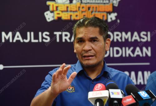 DATUK DR RADZI JIDIN