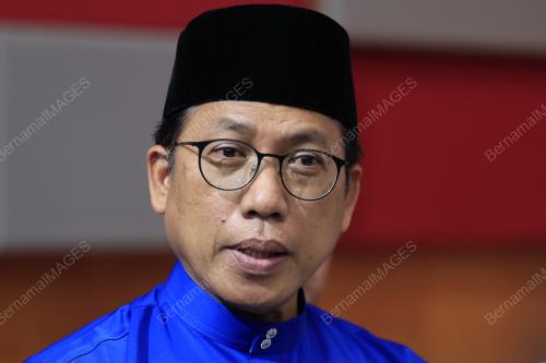 AZMAN ADNAN