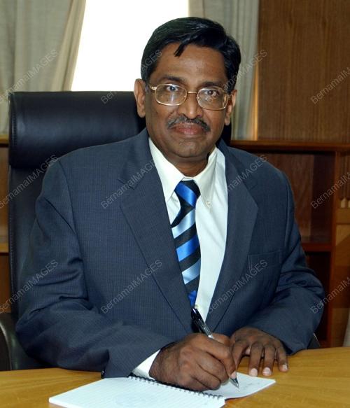 DR S. SUBRAMANIAM
