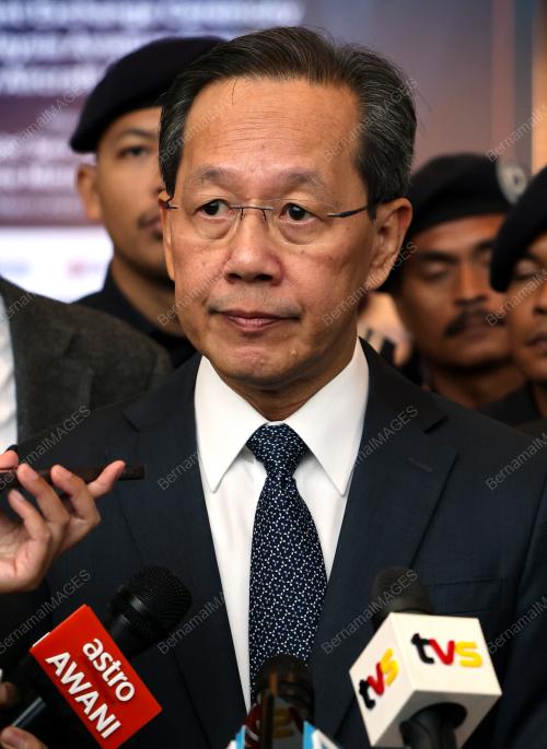 DATUK KAPTEN IZHAM ISMAIL