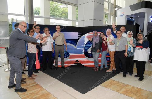 PTJ08_21042019_SHOWCASE_5G_BN201904207363