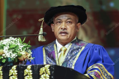 DATUK M NOOR AZMAN TAIB