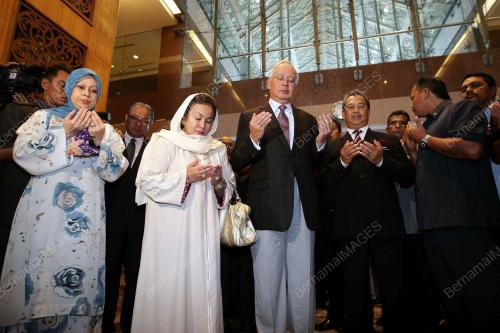 MOHD NAJIB TUN ABDUL RAZAK