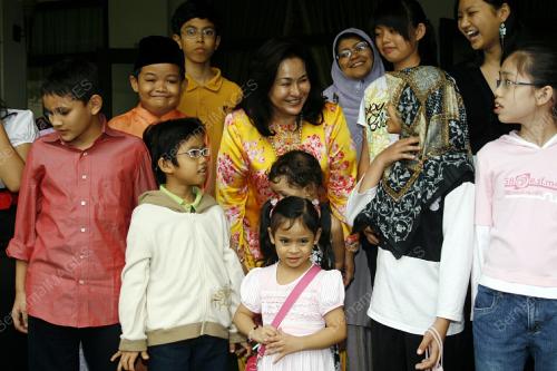 ROSMAH MANSOR