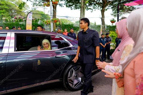 RAJA ZARITH SOFIAH