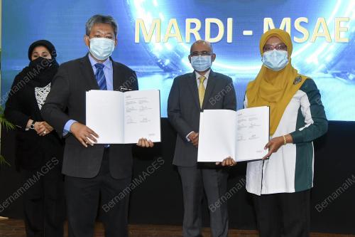 DATUK SERI DR RONALD KIANDEE