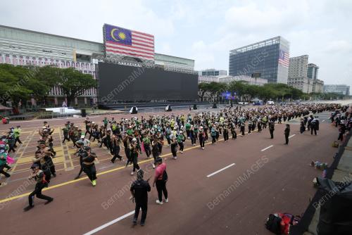 LATIHAN HARI KEBANGSAAN