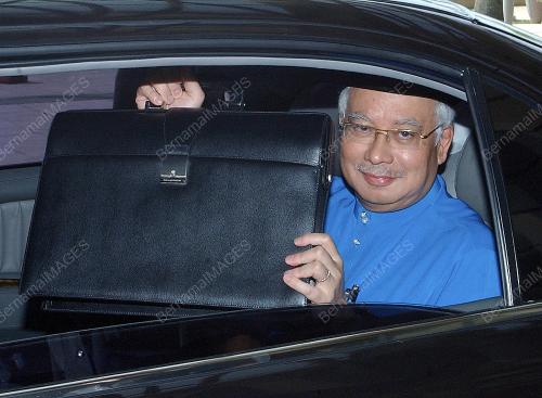 MOHD NAJIB TUN ABDUL RAZAK