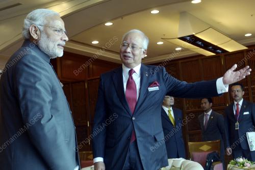 PTJ08_23112015_INDIA