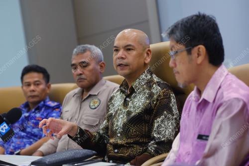 DATUK ARMIZAN MOHD ALI