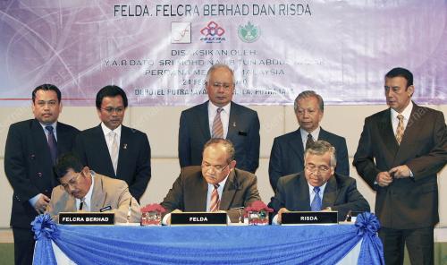 MOHD NAJIB TUN ABDUL RAZAK