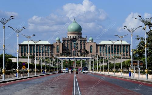 TINJAUAN PEJABAT PERDANA MENTERI
