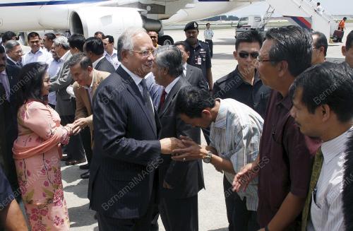 MOHD NAJIB TUN ABDUL RAZAK