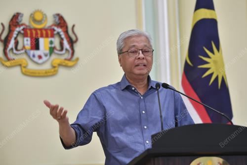 DATUK SERI ISMAIL SABRI YAAKOB