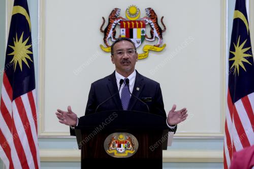 DATUK SERI HISHAMMUDDIN TUN HUSSEIN