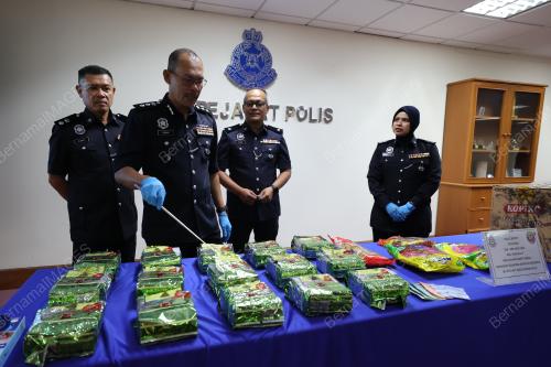 ACP AZMAN SHARI'AT