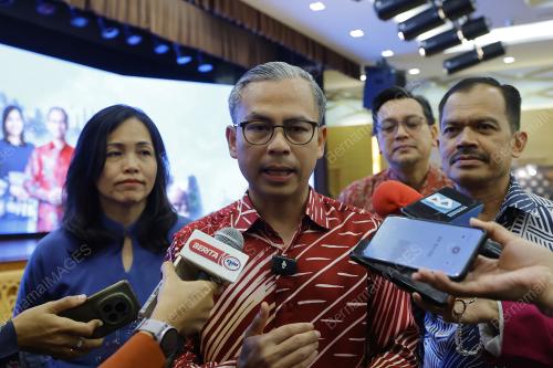 DATUK FAHMI FADZIL