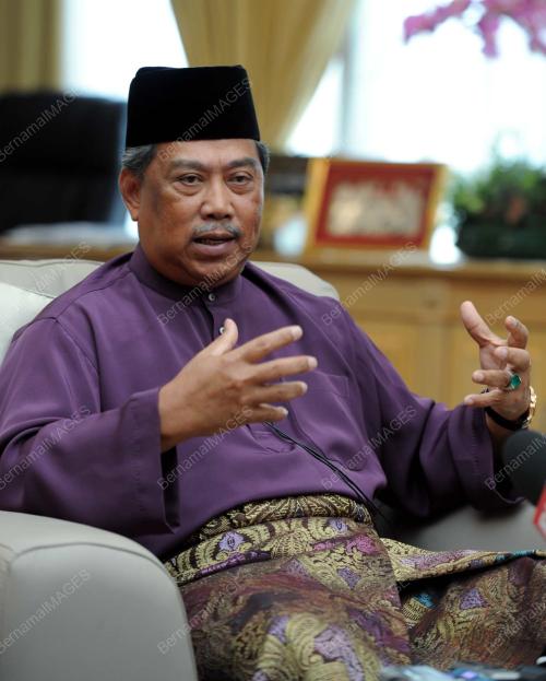 TAN SRI MUHYIDDIN YASSIN