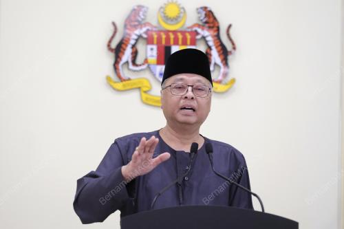 DATUK SERI ISMAIL SABRI YAAKOB
