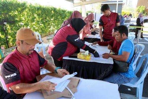 ORANG ASLI BUKIT RAJA